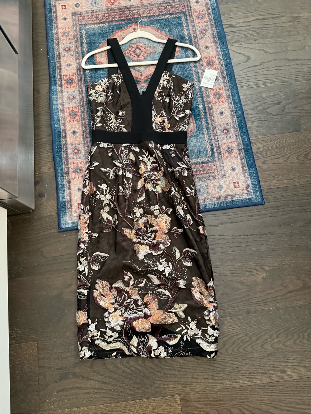 Dress the Population Black Floral Sequined Embroidered Deep V-Neck NWT Dress Sm